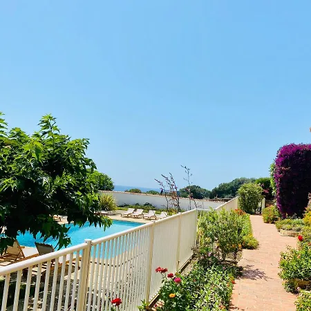Duplex Vue Piscine B 아파트 *